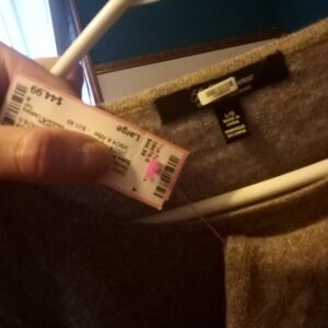 Saks fifth avenue cashmere sweater